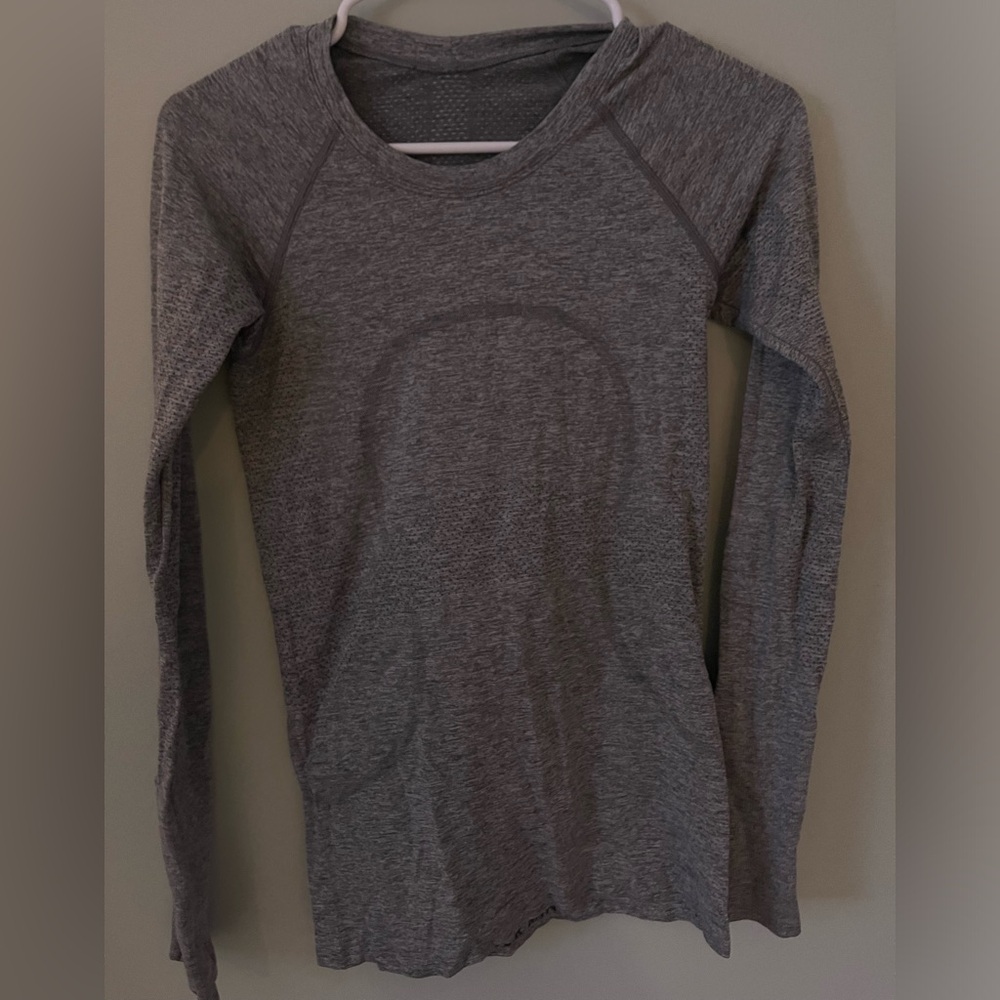 Lululemon swiftly tech